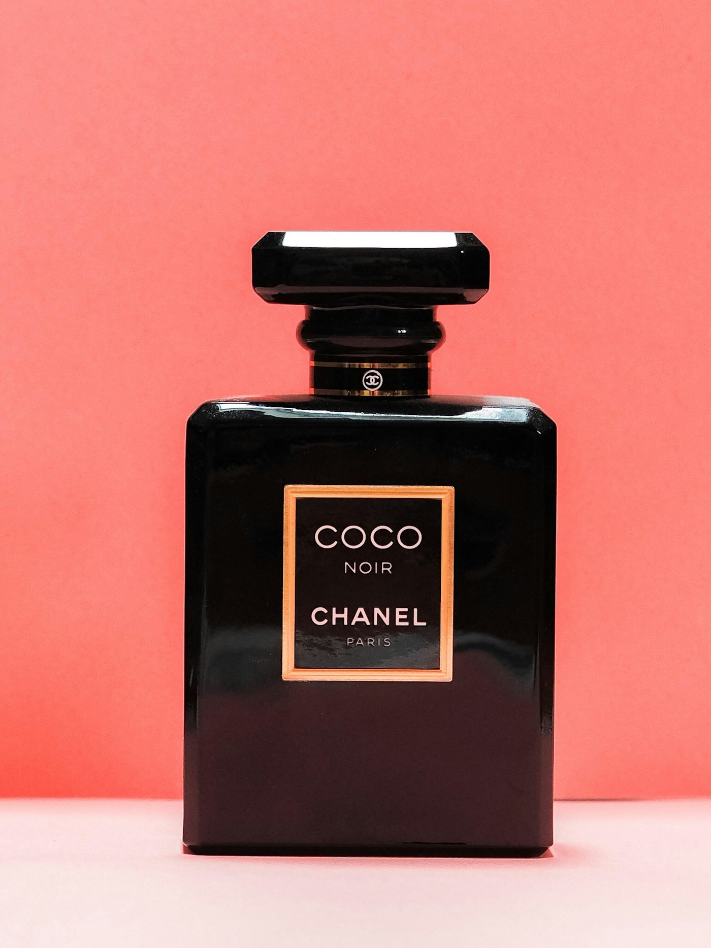 Amber Oud Eau de Parfum